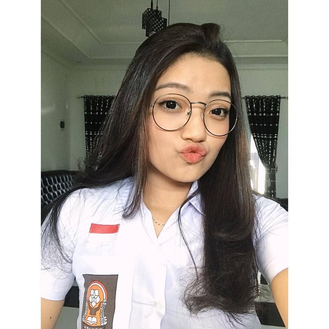 Trending 5 Terbaru Viral SMA 2025 Anjay Top 1 Indonesia Video Wiwik Sepasang Baju Dinas Merah Bikin Rekaman Paha Tompelen JATAH Uang Jajan One For All Indonesia New Global Official